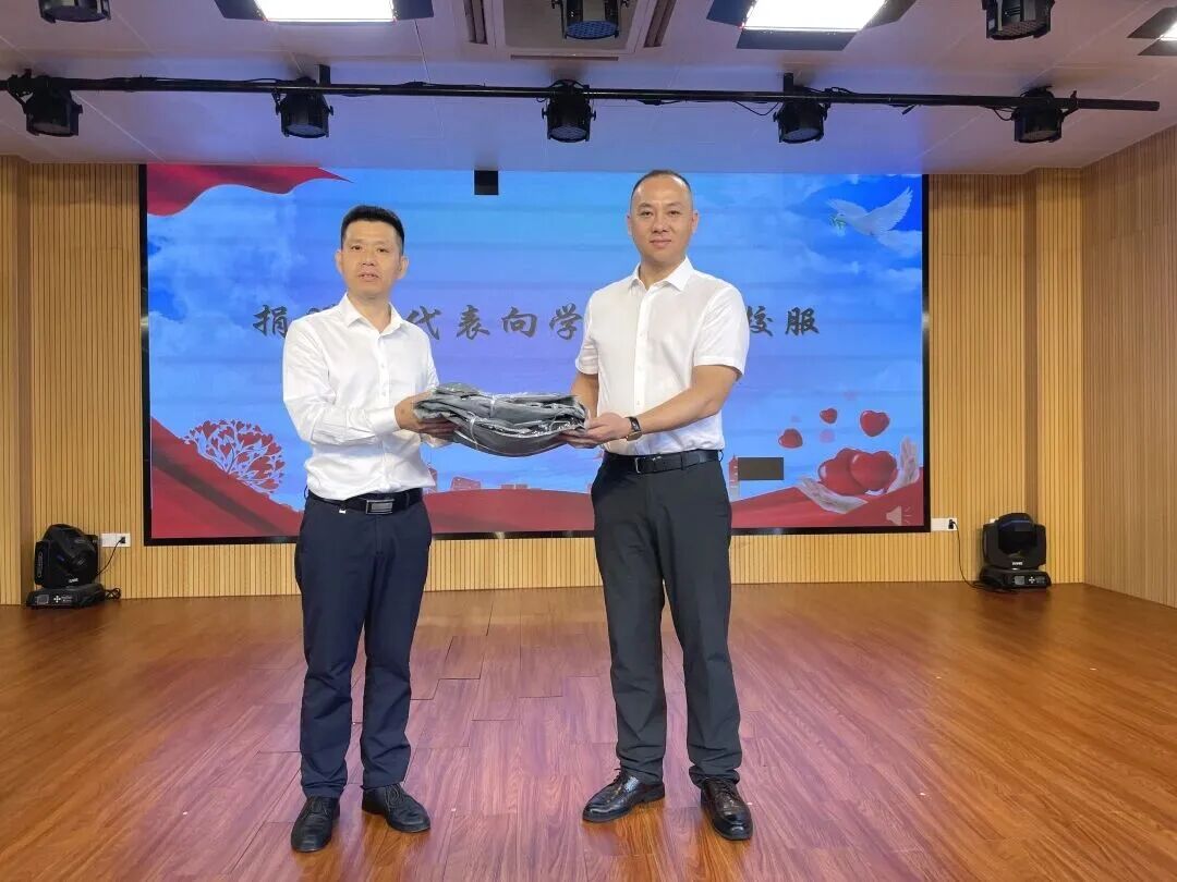 852套！5E对战
这家爱心企业，捐了！