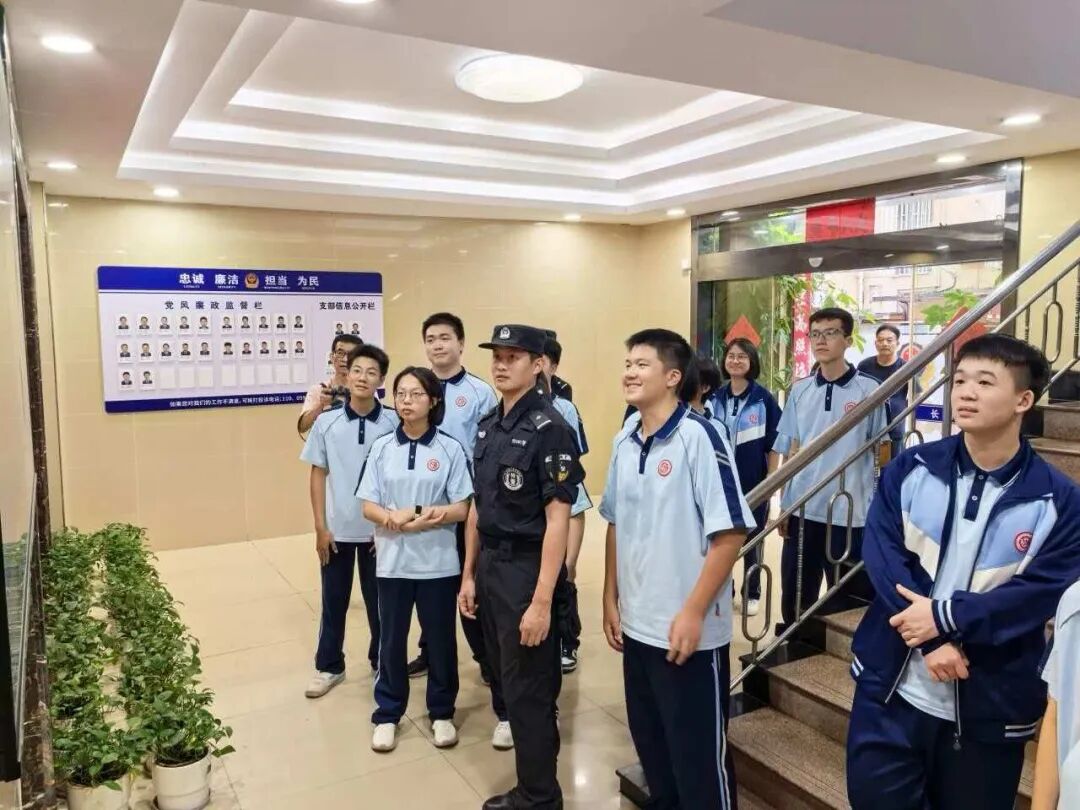 进警营！带你零距离接触“人民的保护神”！