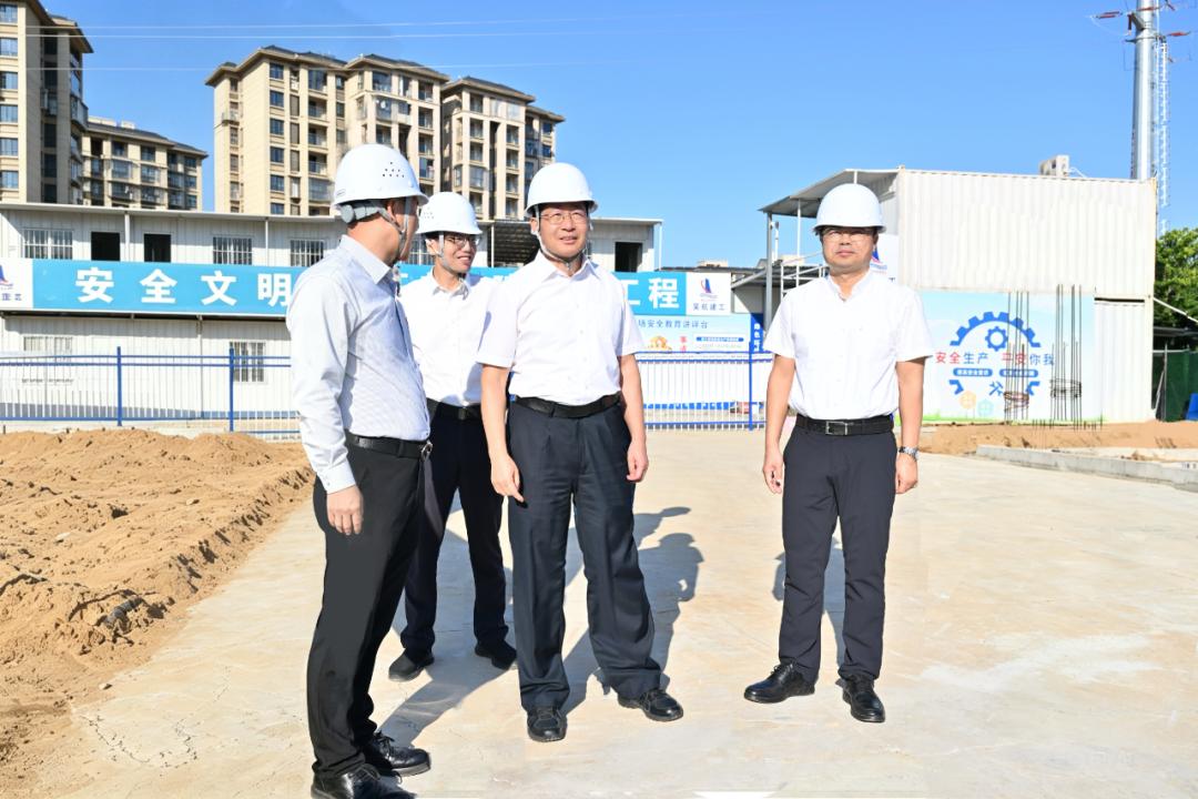 兰文胡旭彬赴航空城组团调研