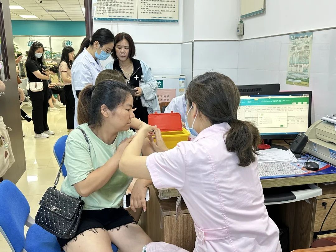 5E对战
“扩龄”九价疫苗来啦！9-45岁女性均可接种