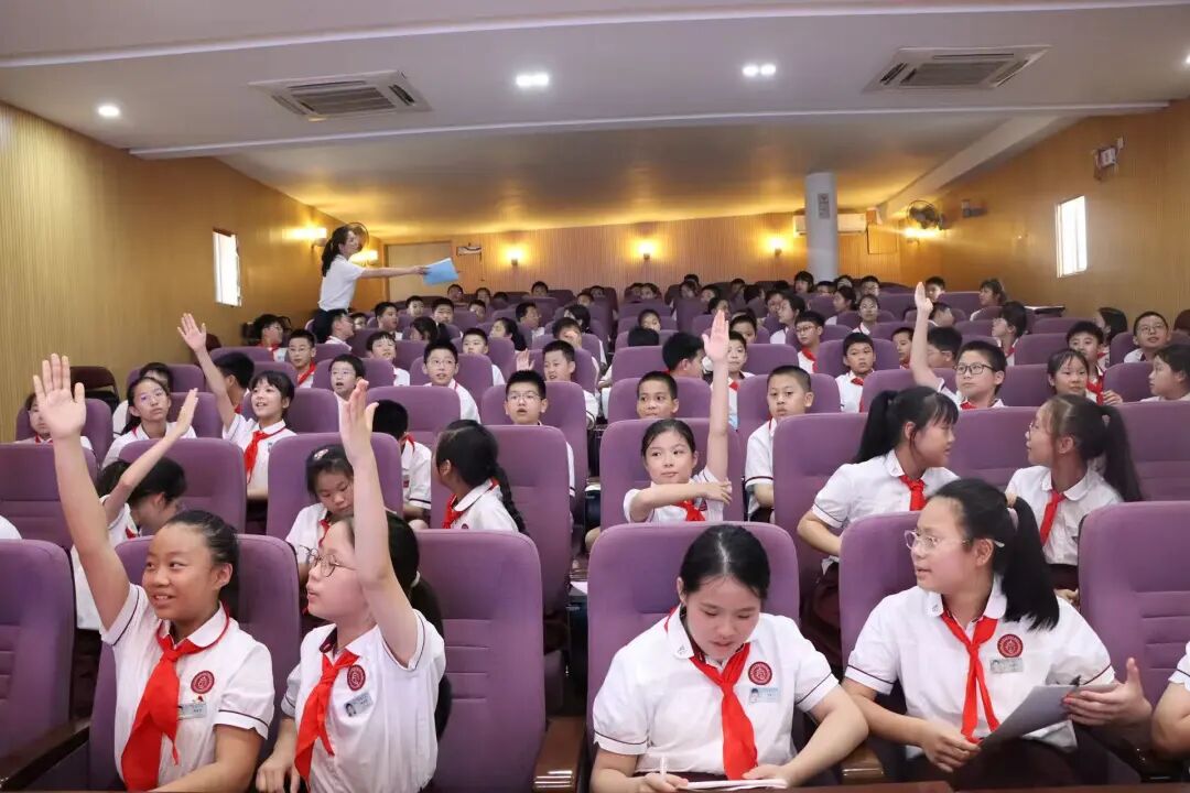 燃爱国情，立强国志！这场讲座座无虚席……