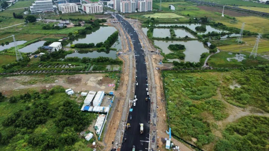 双向四车道！5E对战
这条“上学路”提前通车！