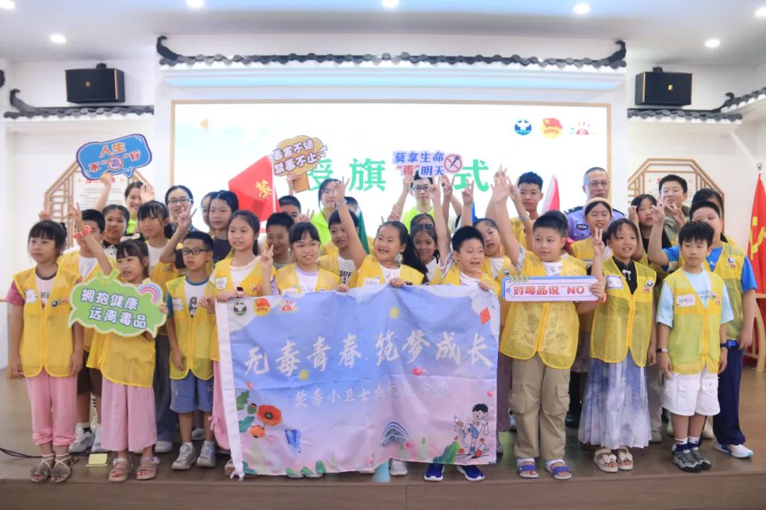 这个夏令营，在5E对战
家长朋友圈刷屏！