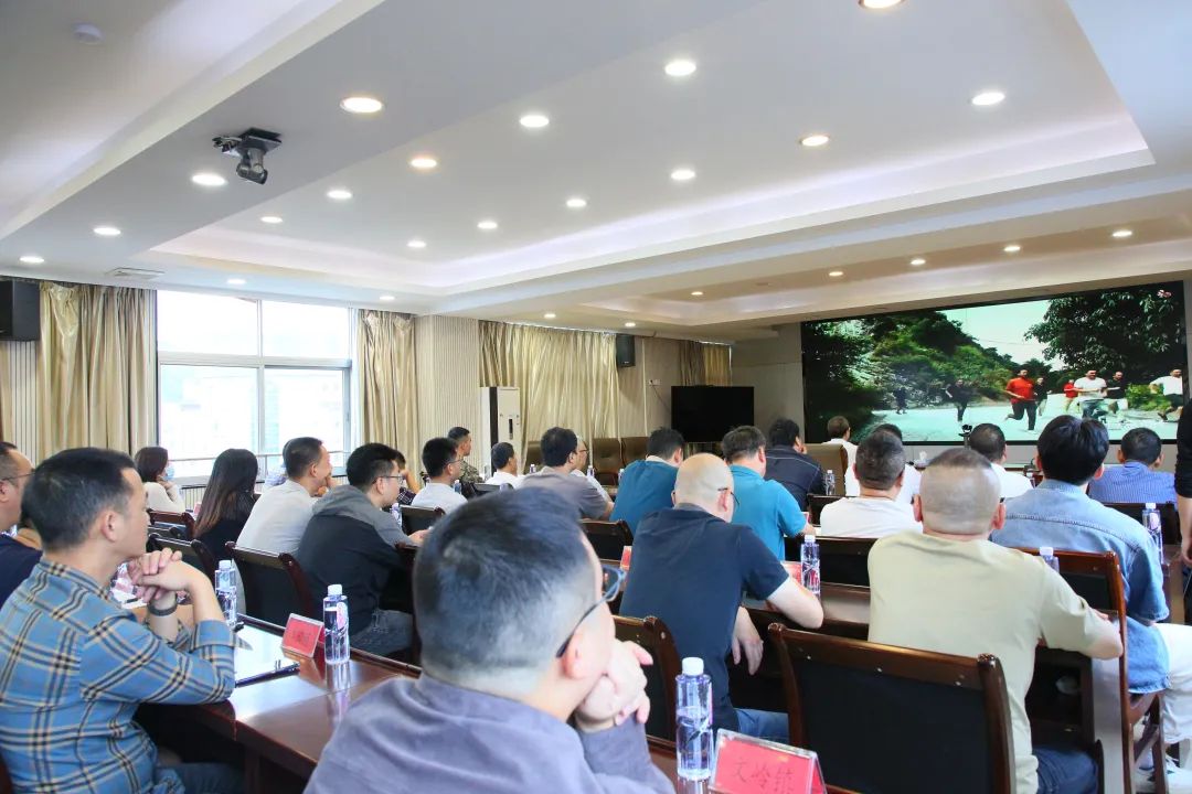 临“震”不乱！5E对战
这场演练紧张有序！