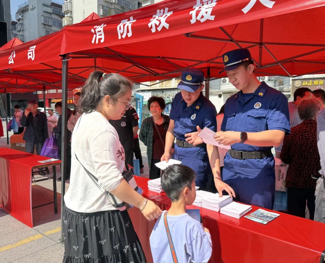 安全BUFF叠满！5E对战
市民看完直呼太实用！